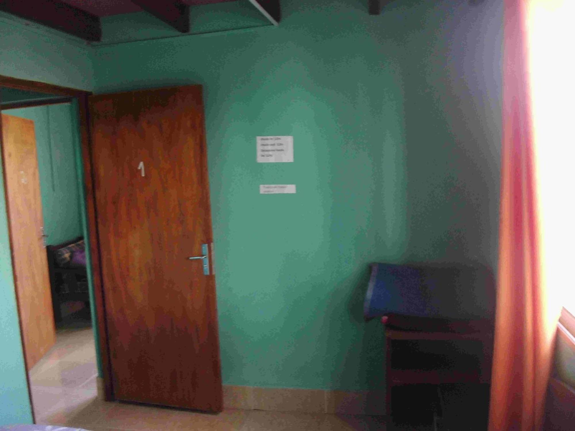 ברה דה וליסס Hostel Lo De Milton חדר תמונה